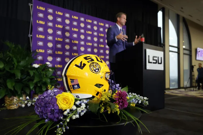 LSU Football Ranked No. 13 in 2026 Preseason Coaches Poll