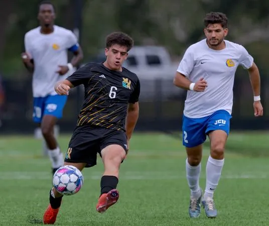 Men's Soccer cracks top 5 in SSAC preseason poll