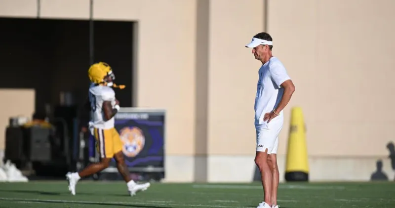 'You're pros now.' Kiffin says LSU players are paid too much to make off-the-field mistakes