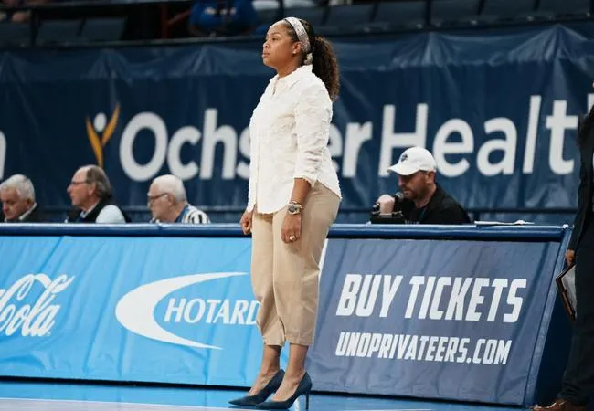 Women's Basketball Schedule Released For 2026-27