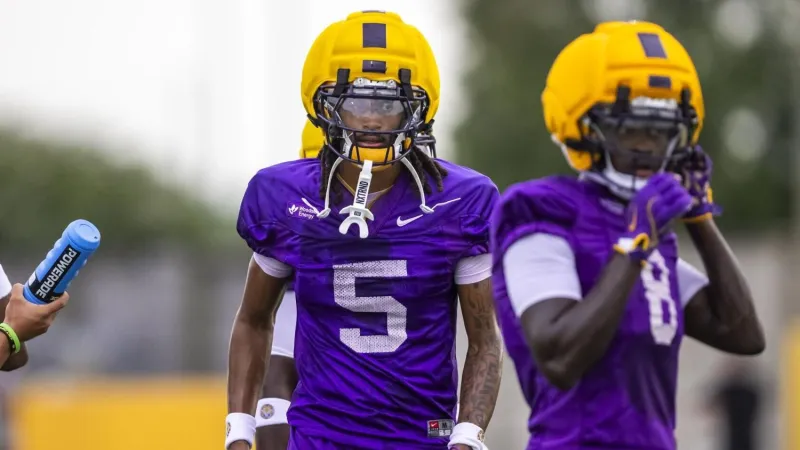 DJ Pickett's father responds to Jayden Daniels' cease and desist letter to LSU over jersey No. 5