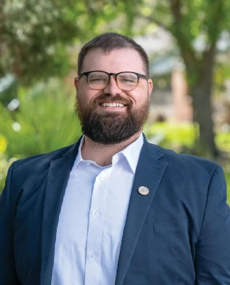 Voters of Louisiana's 4th Congressional District: you have a choice--and a say--in who will represent your best interests