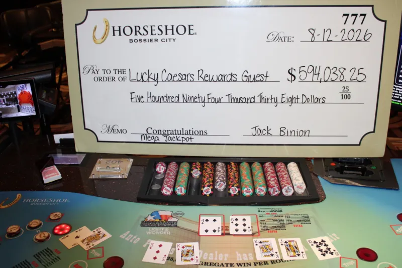 Horseshoe Bossier City Awards More Than Half a Million MEGA Progressive Jackpot