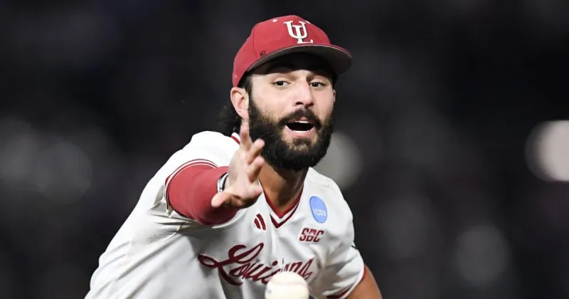 Lee Amedee returns to UL baseball to claim his fifth year of eligibility