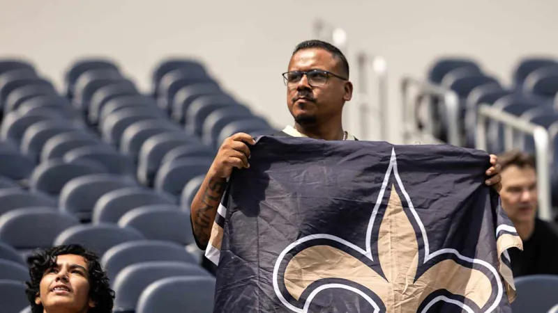 Photos: Fans | Saints at Rams | 2026 NFL Preseason Week 2