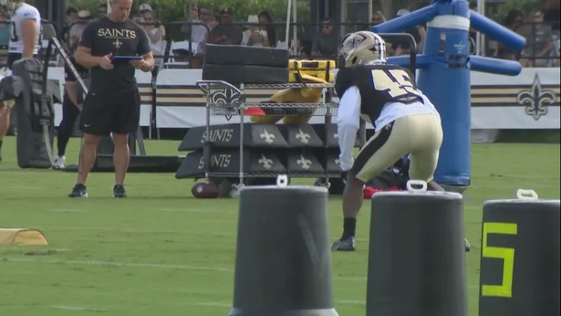 REPORT: Saints trade former LSU linebacker Deion Jones to Raiders