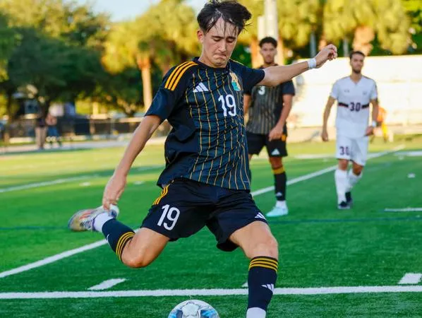 Gold Rush blank Wiley in non-conference play