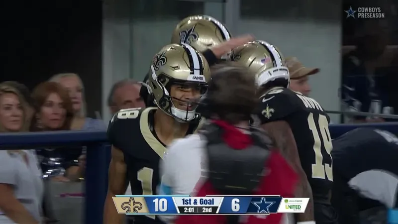 Spencer Rattler shows trickery on 8-yard TD run | Saints-Cowboys Highlights
