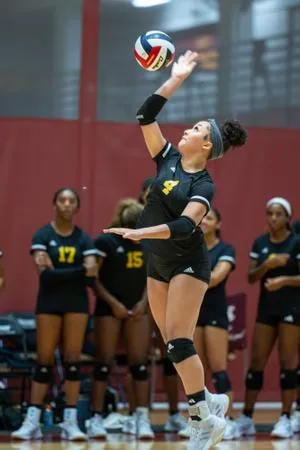 Volleyball begins season at high-level tournament in Nebraska