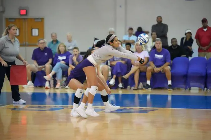 Privateers Fall Just Short in Five-Set Thriller Against Oral Roberts to Finish Opening Weekend