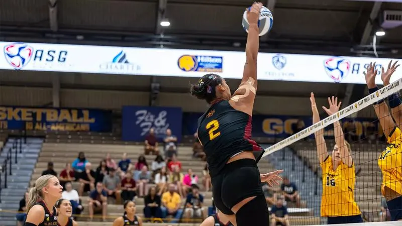 Warhawks' Comeback Falls Just Short Against East Texas A&M