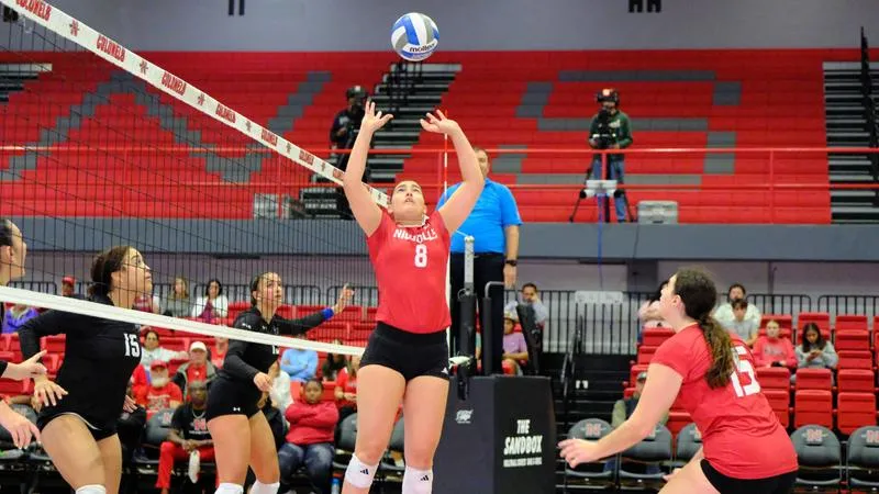 Padilla Named SLC Setter of the Week