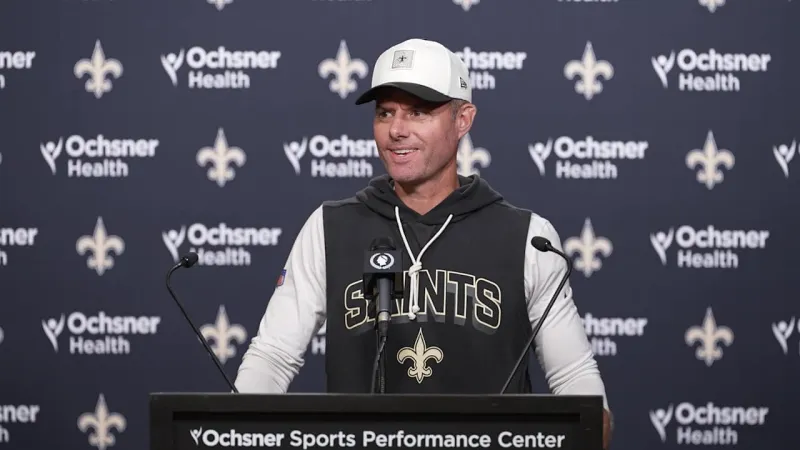 Brandon Staley on 53-man roster, defensive scheme