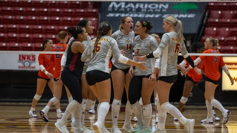ULM Volleyball Wins First Match in b1Bank Fant Coliseum