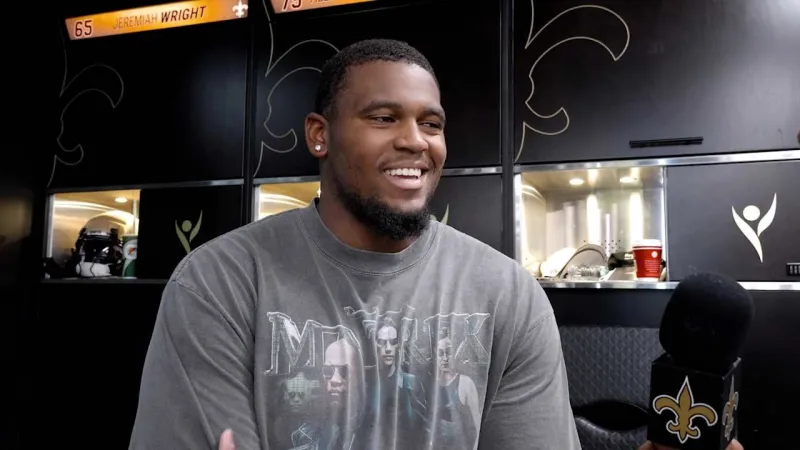 Kelvin Banks Jr. on improvement over summer, offensive line chemistry