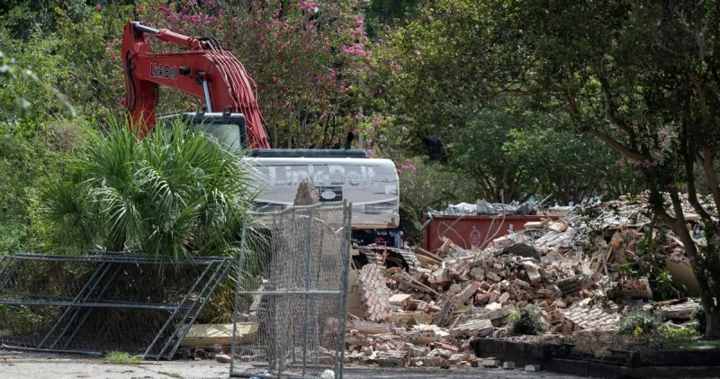Manner of death confirmed for decomposed body found at Lafayette hotel demolition site