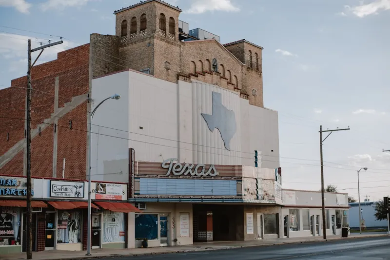 List of Myths People Actually Believe Are True About Texas