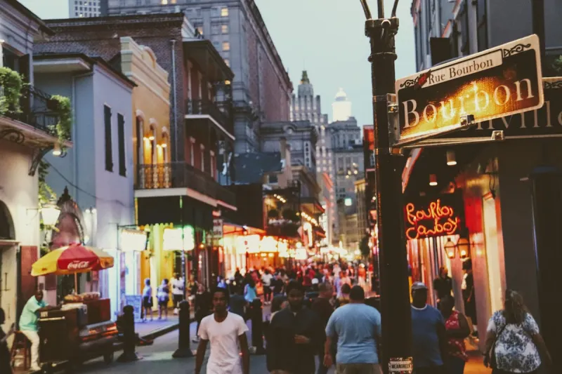 Woman Loses Wig as She Interrupts Street Performance in New Orleans