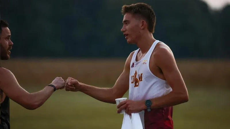 Sandberg, Moloisi Lead Warhawks to Strong Finish in Season Opener
