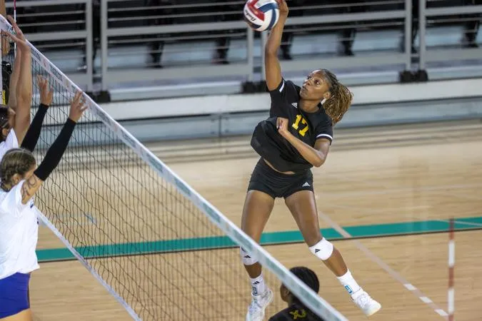 Gold Nuggets end perfect Blastoff with win over rival Dillard