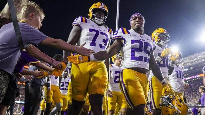 What happened to Harlem Berry and Caden Durham? 5 takeaways on LSU's depth chart after Clemson