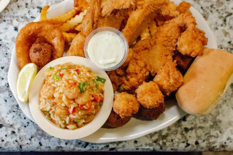 The 10 Best Places to Eat on I-10 in South Louisiana