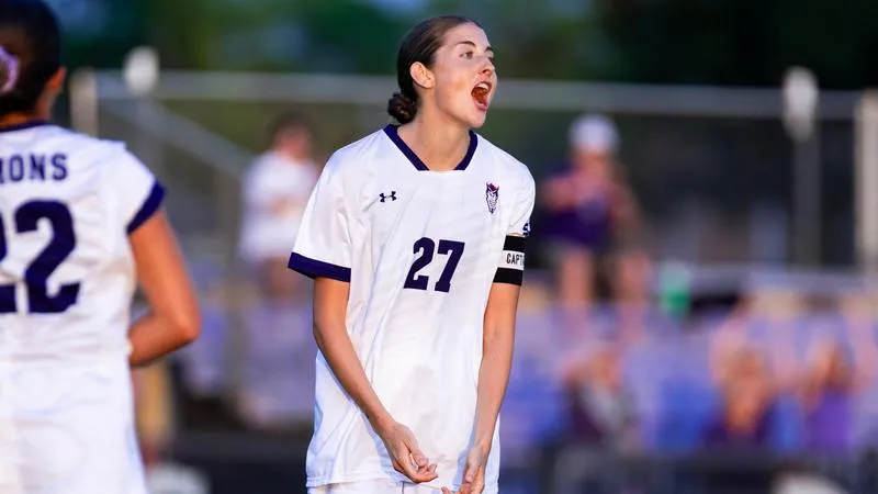 NSU celebrates Senior Day with record-setting rout