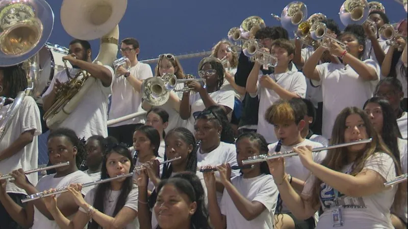 2 Your Town Port Allen: The Band of Blue