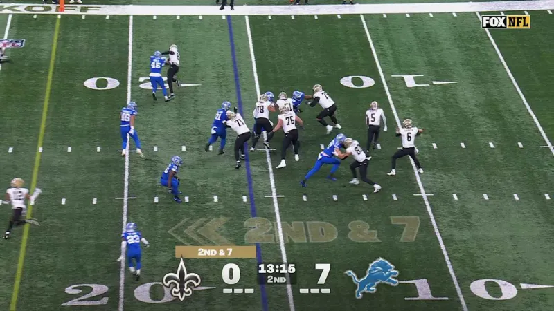 Tyler Shough locates Chris Olave deep midfield for 22 yards | Saints-Lions Highlights