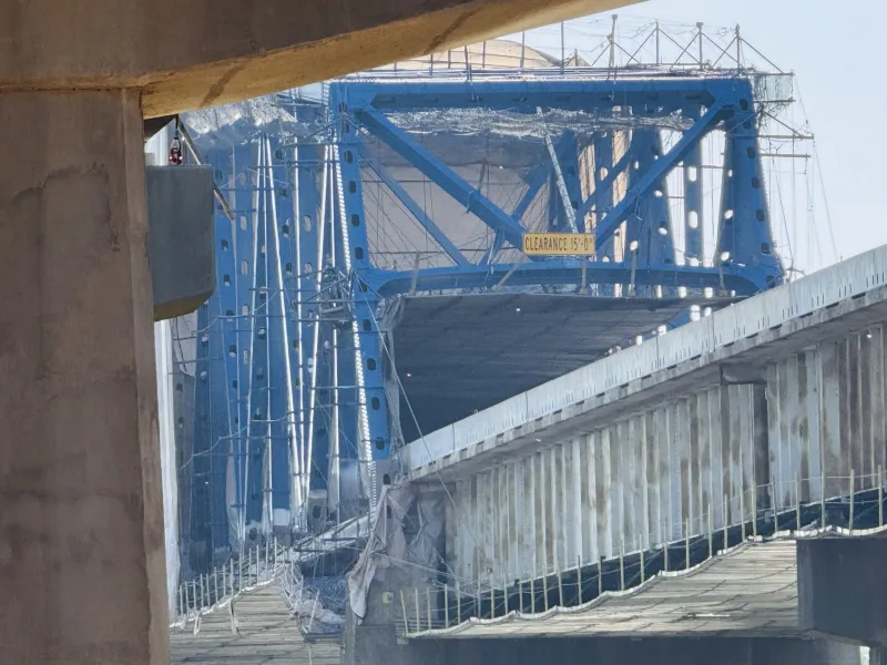 A New Look for a New Purpose: First section of newly painted Jimmie Davis Bridge revealed