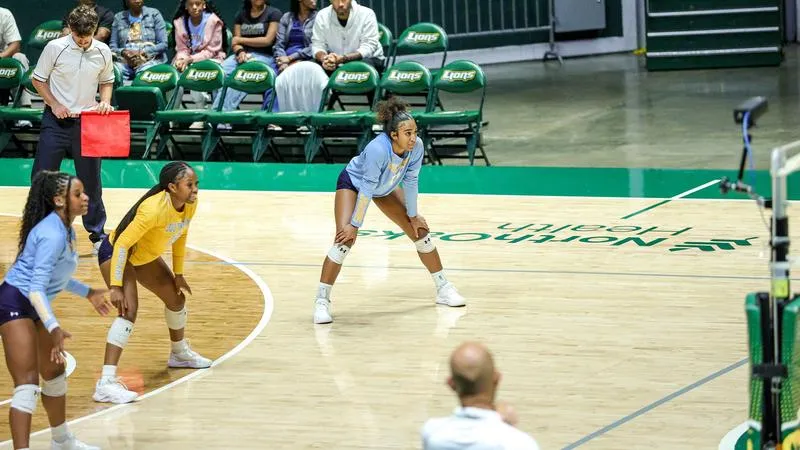 Team Effort Lifts Lady Southern Over SUNO