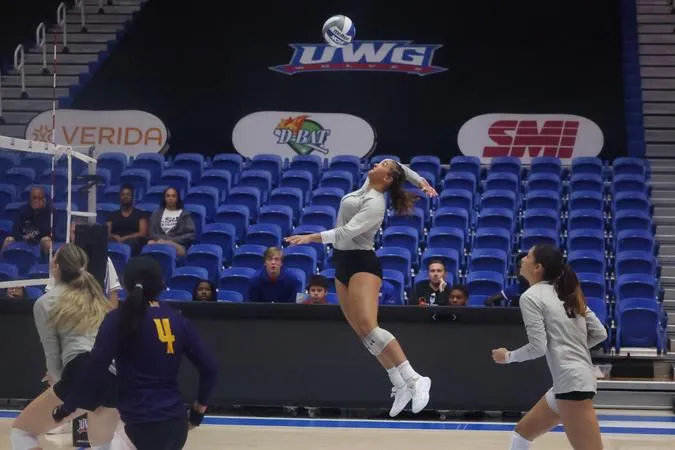 Volleyball to Host Pelican Invitational, Follow With Road Trip to Tulane
