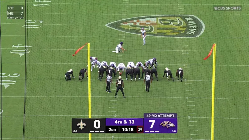 Carl Granderson field goal block keeps it a one-score game vs. Ravens