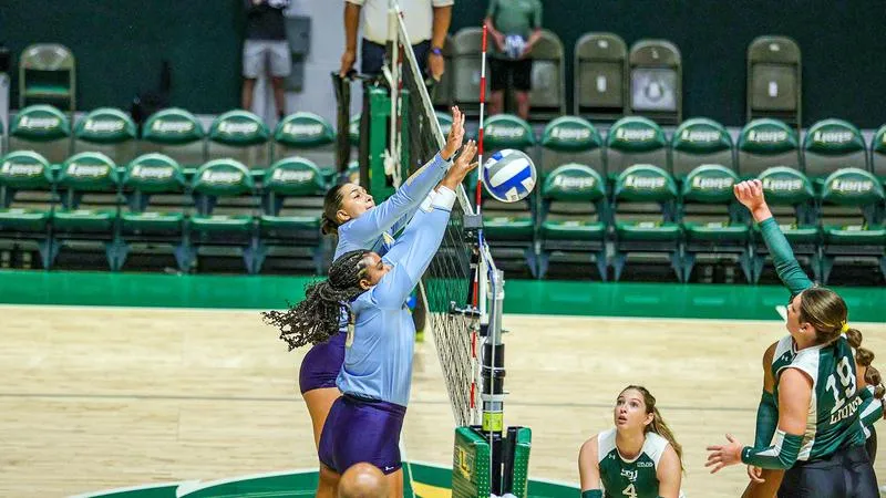 Lady Jaguars Host Islanders in Home Opener
