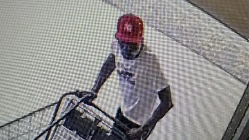 Central Police searching for person they say stole hundreds of dollars' worth of merchandise from ALDI