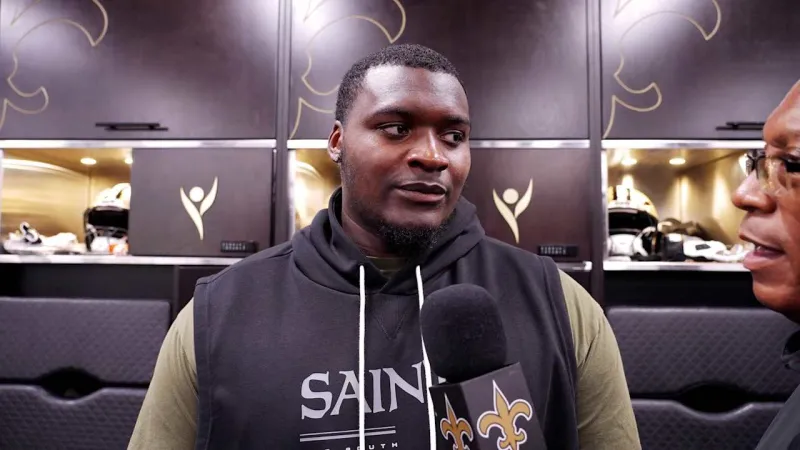 Asim Richards on stepping in for Kelvin Banks Jr. in win vs. Ravens