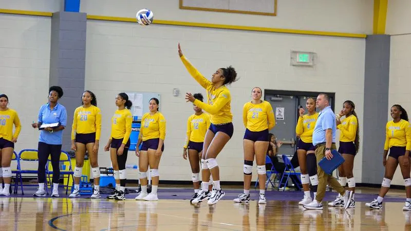 Lady Jaguars Sweep Islanders in Home Opener