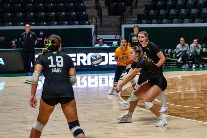 SLU Opens Southland Conference Play on the Road