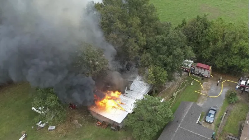 Zachary home along Shellmire Lane catches fire; firefighters put out blaze within 20 minutes