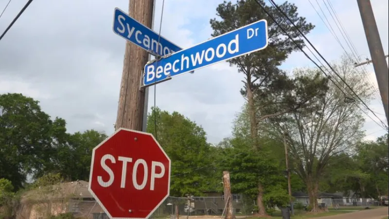 Man indicted on murder charges after allegedly shooting man he fought