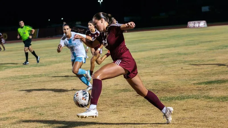 Warhawks Drop Road Contest to Dukes