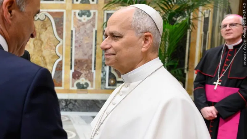 Pope warns a 'paradise of machines' could undermine humanity as he opens France trip