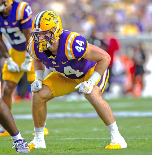 College football: LSU looks to bounce back against Texas A&M