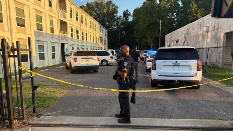 Bodycam footage released after BRPD officer shot man threatening people at Harding apartment complex