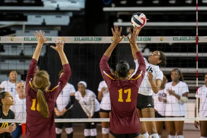 Xavier falls to UT-Southern in SSAC action