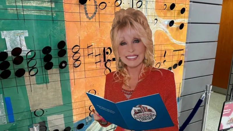 Baton Rouge library hosts 'Nine-to-Five' Day to honor Dolly Parton's legacy