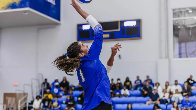 VB: Gabbie Maldonado Records Career High 17 Kill In Loss To TAMU-CC
