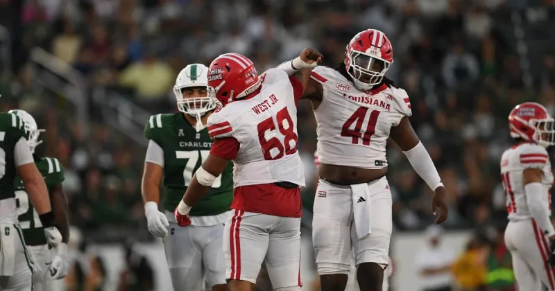 UL's defense delivers dominant performance for first road win of season