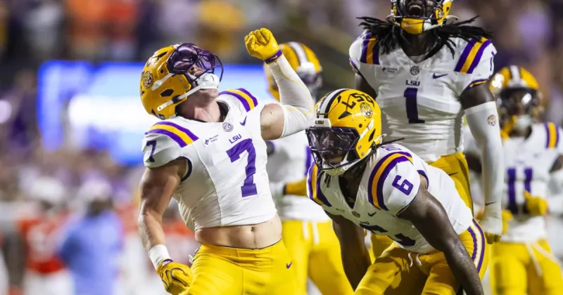 LSU's Whit Weeks leaves Texas A&M matchup with injury. Here's the latest.