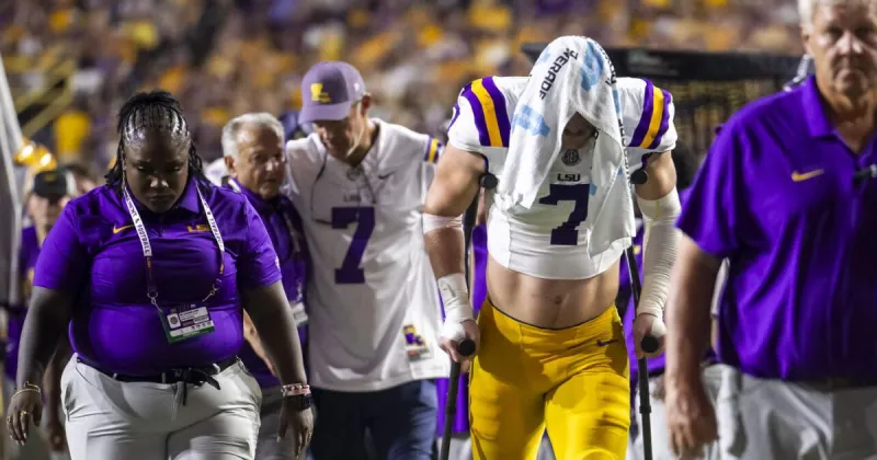 LSU's Whit Weeks leaves Texas A&M matchup with injury. Here's the latest.